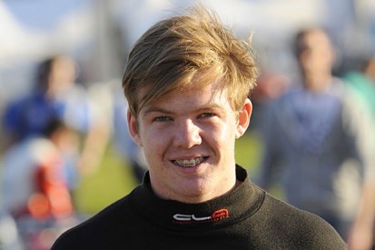 Nick Cassidy gets TOM'S drive in Japanese Formula 3