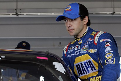 Chase Elliott to get Jeff Gordon's Hendrick NASCAR Cup seat in 2016