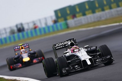 Red Bull's Daniel Ricciardo tips McLaren as dark horse for F1 2015