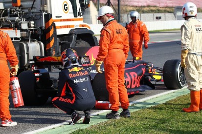 Red Bull's F1 test day one stoppages were Renault 'playing it safe'