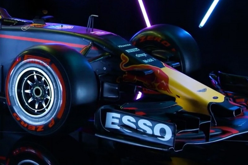 What is the nose duct on Red Bull's 2017 F1 car for?