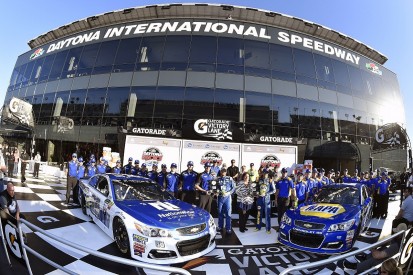 Chase Elliott takes back-to-back NASCAR Daytona 500 poles
