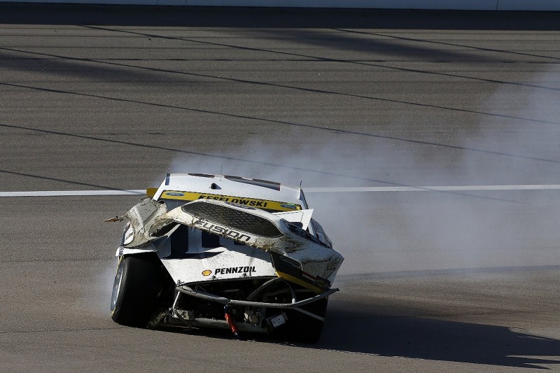 NASCAR to tighten rules over cars rejoining after crashes