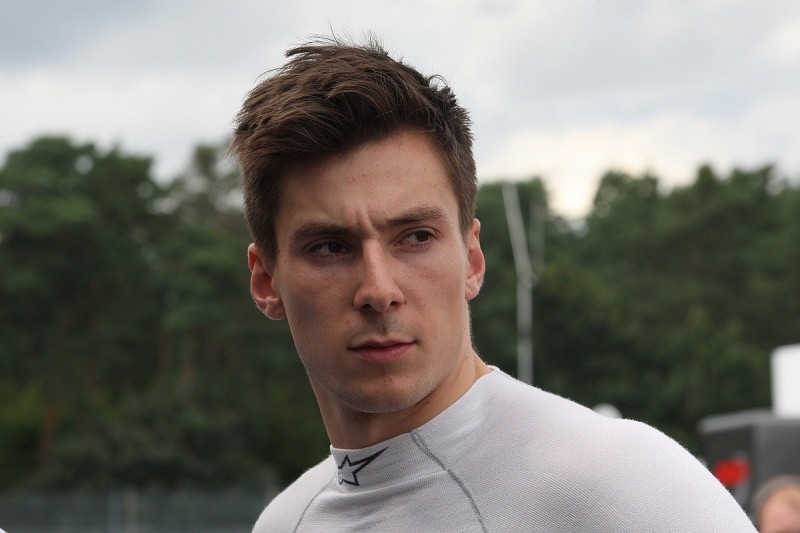 Alex Lynn joins works BMW line-up for 2017 Nurburgring 24 Hours
