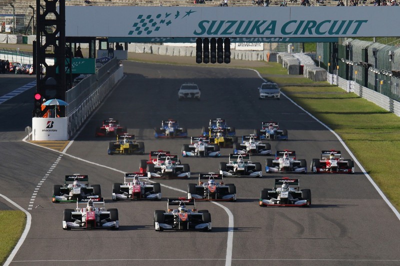 Ex-F1 driver Kobayashi to combine Super Formula and WEC in 2017