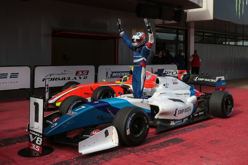 FV8 3.5 race winner Orudzhev switches to title-winning AVF team