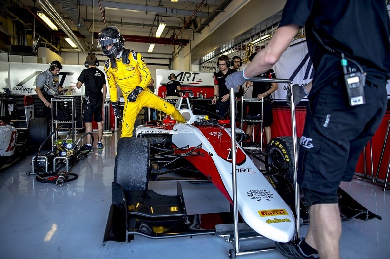 Renault F1 junior Aitken tipped for ART Grand Prix GP3 switch