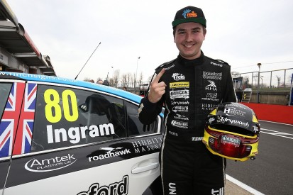 Speedworks retains Tom Ingram for 2017 BTCC season