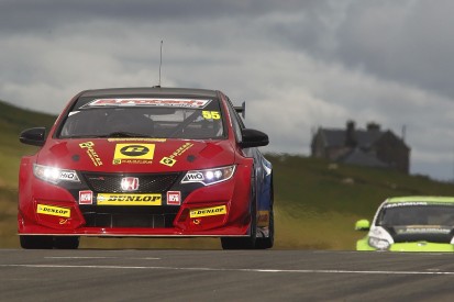 Jeff Smith continues in British Touring Car Championship for 2017
