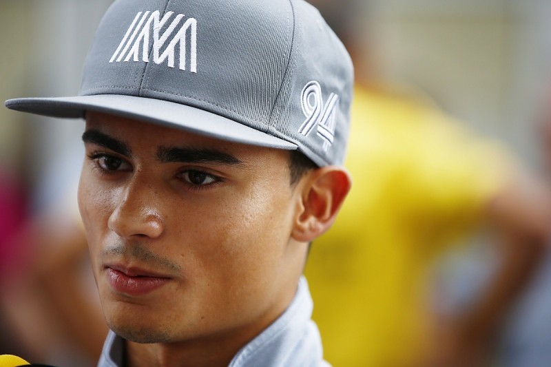 Mercedes' Pascal Wehrlein secures Sauber Formula 1 deal for 2017