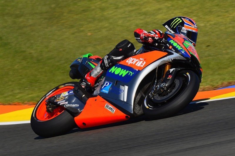 Aprilia MotoGP rookie Lowes will have to relax, Espargaro says