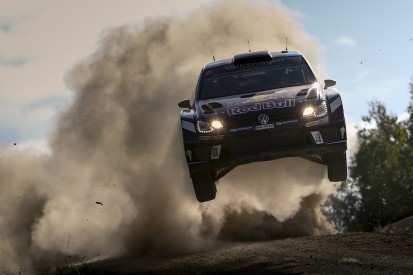 WRC Rally Australia: Andreas Mikkelsen leads, Sebastien Ogier gains