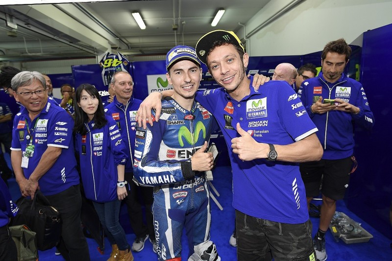 Rossi: Discounting Lorenzo at Ducati would be 'very stupid'
