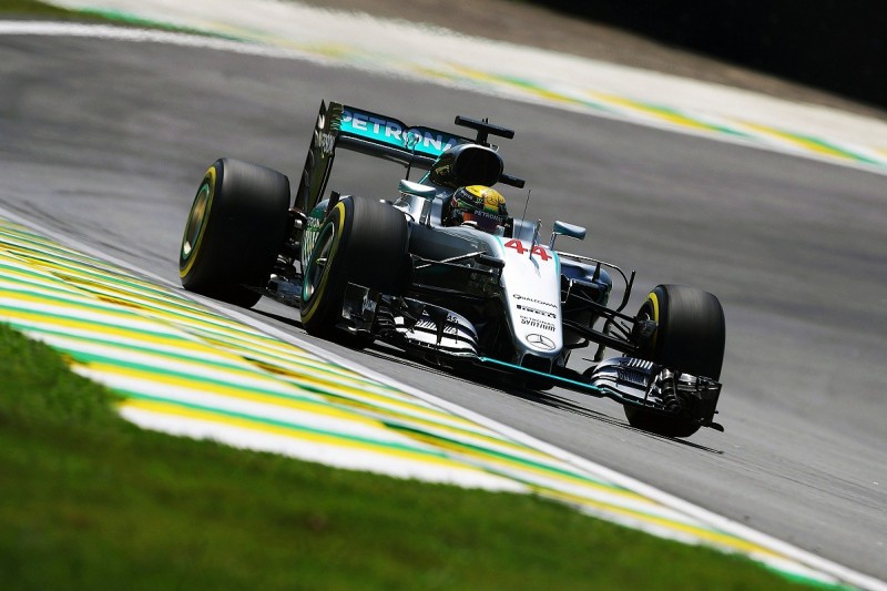 Brazilian GP practice: Lewis Hamilton leads Nico Rosberg in F1 FP2