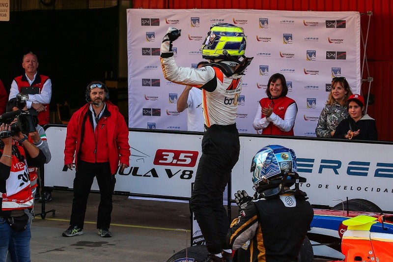 Tom Dillmann unsure of 2017 plans after Formula V8 3.5 title