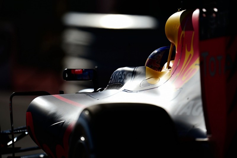 Daniel Ricciardo eyes F1 startline advantage over Mercedes drivers