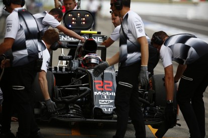 Jenson Button sure something wrong with his McLaren at Suzuka
