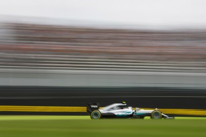 Japanese GP: Nico Rosberg outshines Lewis Hamilton in practice one