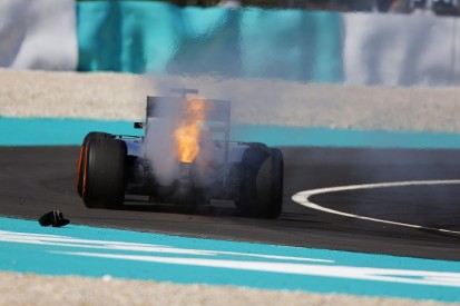Mercedes F1 team yet to find cause of Lewis Hamilton's failure