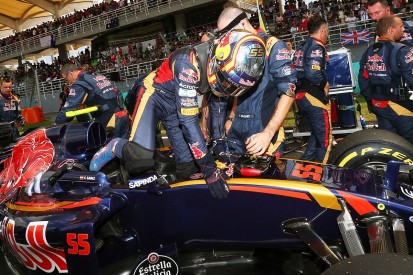 Toro Rosso's Sainz surprised Malaysian GP start not delayed