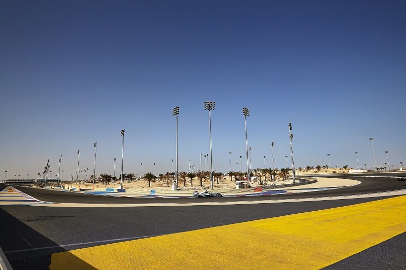 F1 teams could be offered choice of Bahrain or Spain 2017 testing