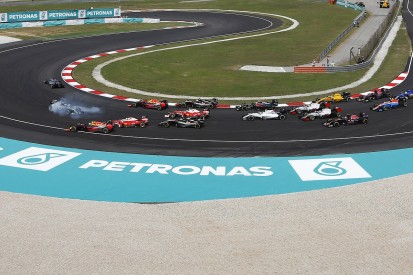 Rosberg says Vettel was out of control in Malaysian GP F1 crash