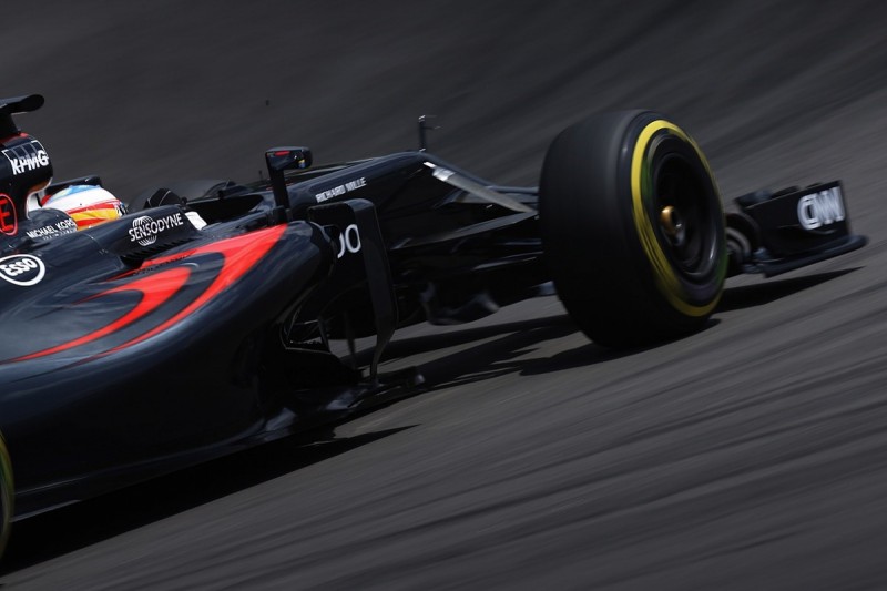 Fernando Alonso grid penalty increases, Button gets new exhaust