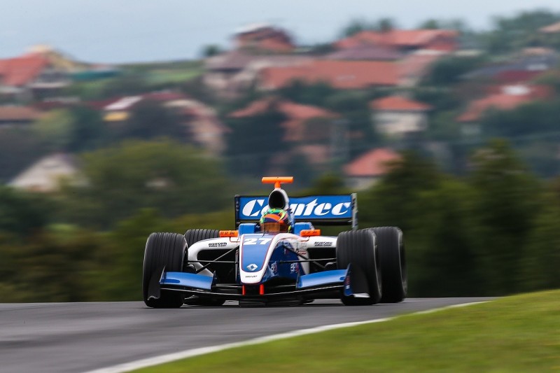 Comtec to make FV8 3.5 return with British F3 racer Randle