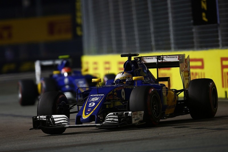 Sauber Formula 1 team expects to sign drivers with funding for 2017