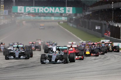 F1 title rivals Hamilton and Rosberg split on Malaysian GP tyres