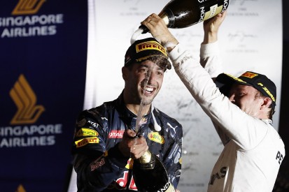 Mercedes admits Ricciardo's Singapore GP pace forced strategy hand