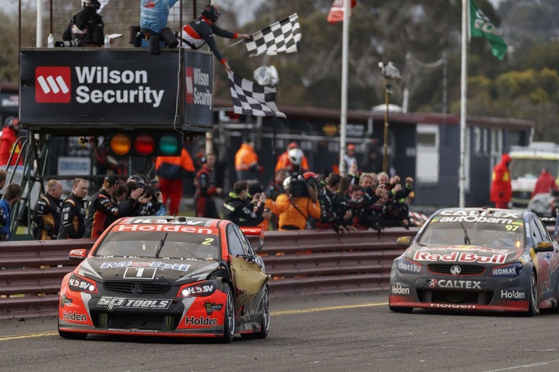 Holden Racing Team's Tander/Luff win Supercars' Sandown 500