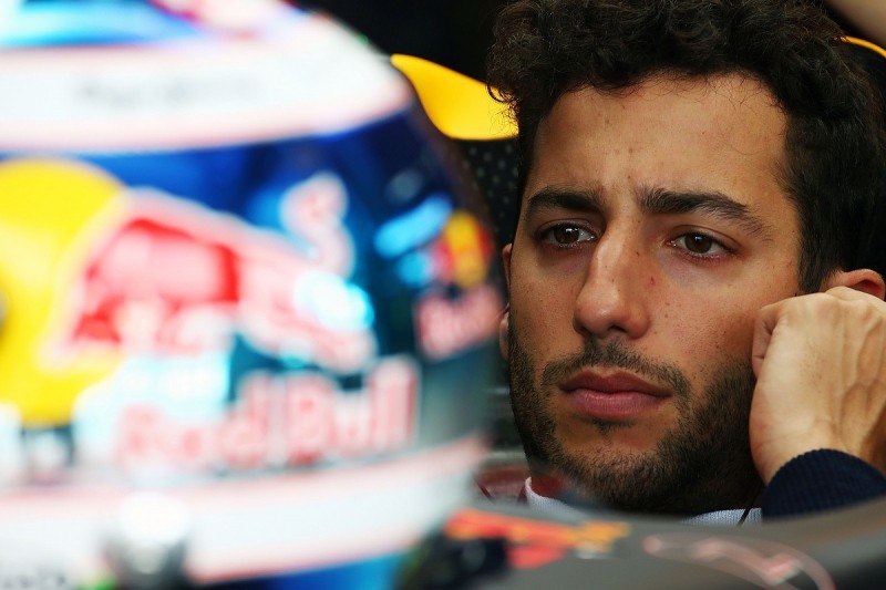 Why Daniel Ricciardo is right to target Mercedes for F1 Singapore GP