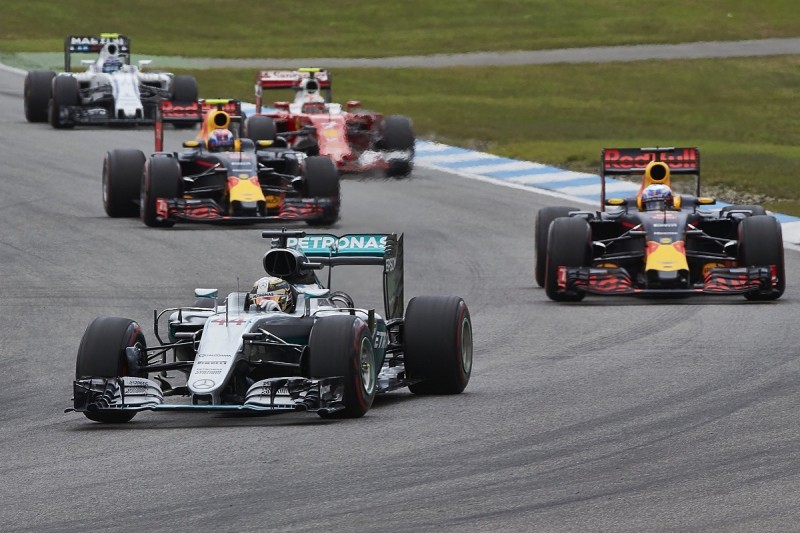 Lewis Hamilton can't imagine F1 rivals being closer at Singapore GP