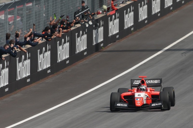 Red Bull Ring FV8 3.5: Panis fends off Dillmann to win race two
