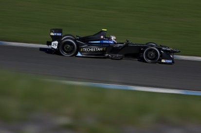 Formula E testing: Vergne outpaces works Renault team for Techeetah