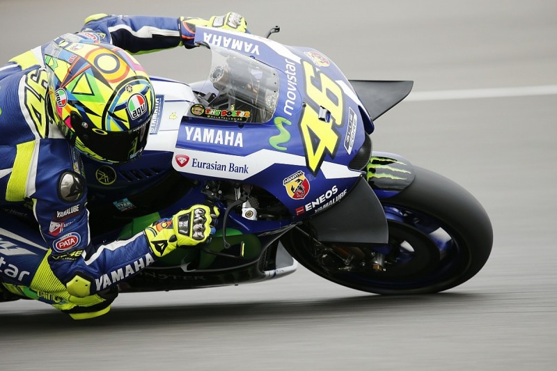 Valentino Rossi set to stick with new Yamaha MotoGP chassis