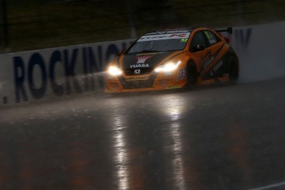 BTCC Rockingham: Gordon Shedden claims pole in rain-hit qualifying