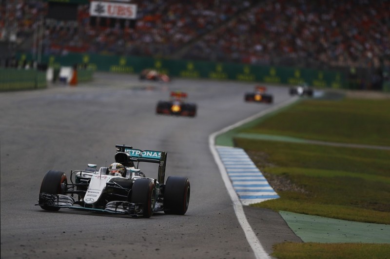 Analysis: Is F1's 2017 focus helping Mercedes dominate this year?