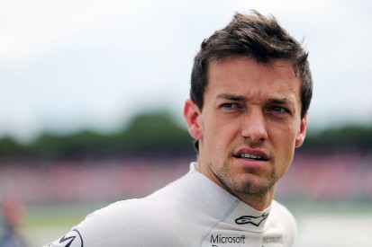 Jolyon Palmer thinks he has time to sway Renault over 2017 F1 seat