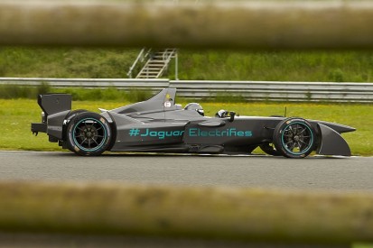 Jaguar Formula E team to evaluate four drivers in Donington test