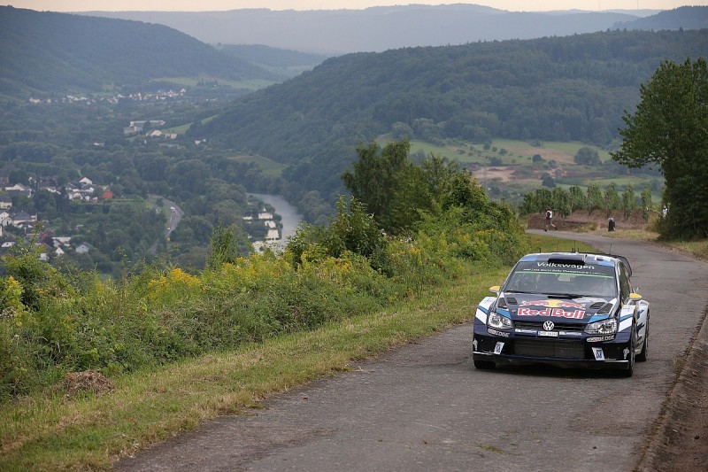 Rally Germany: Andreas Mikkelsen leads as VW team-mates hit trouble