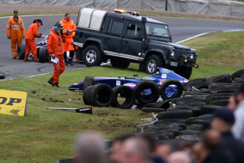 British F4 title contender Florescu punished for punching team-mate