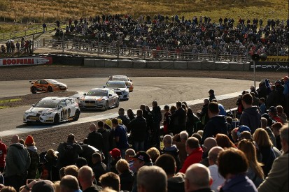 BTCC Knockhill: Mat Jackson fends off pursuers to win race three