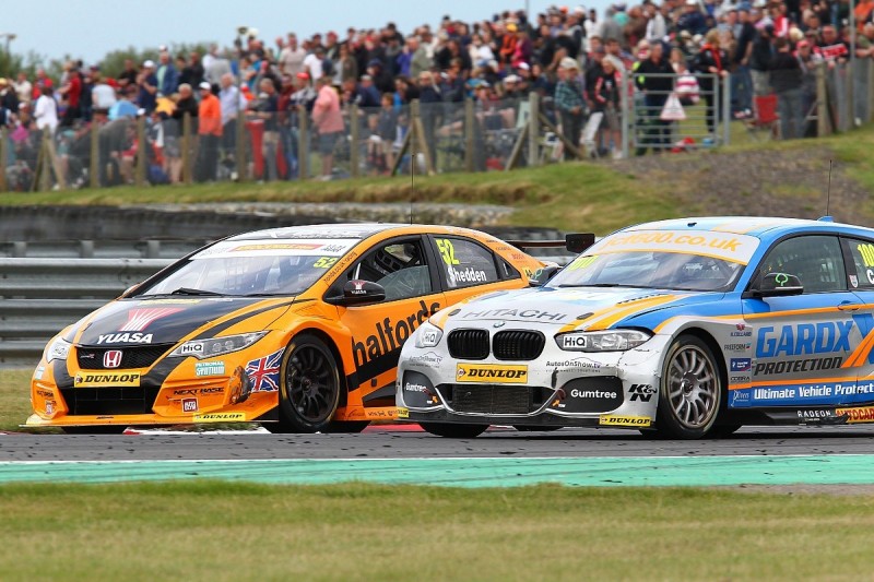 BTCC Snetterton: Shedden defeats Collard with last-lap lunge