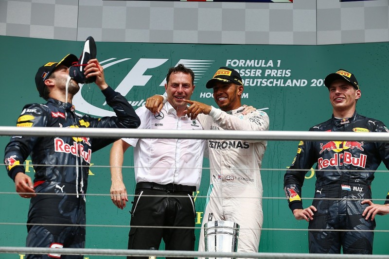 Lewis Hamilton stretches Formula 1 lead with German Grand Prix win