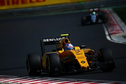 Palmer baffled by Hungarian GP spin that cost him first F1 points