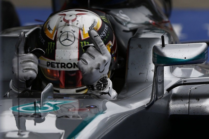 Lewis Hamilton wins Austrian GP after last-lap Nico Rosberg clash