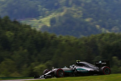 F1 Austrian GP: Mercedes' Rosberg fastest as rain interrupts FP2
