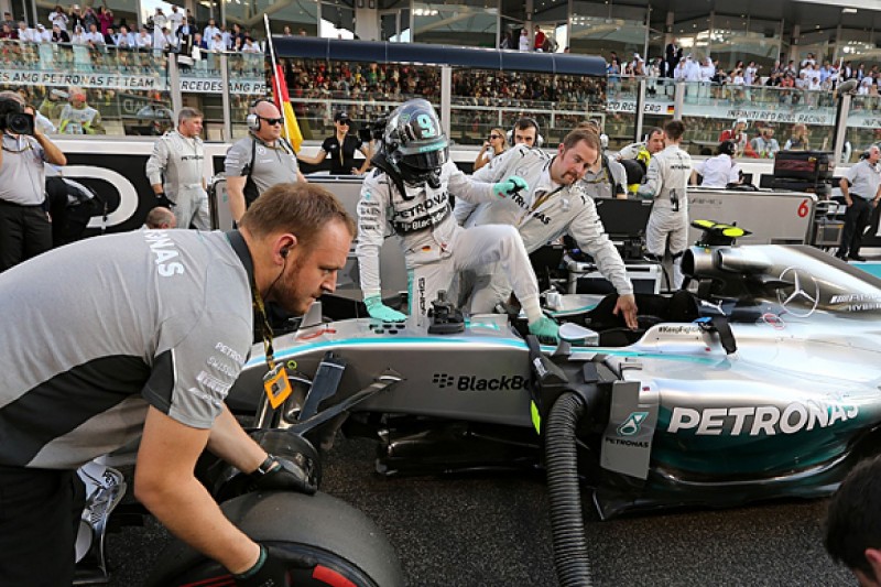 Abu Dhabi GP: 'Bittersweet' mood for Mercedes due to Rosberg issues